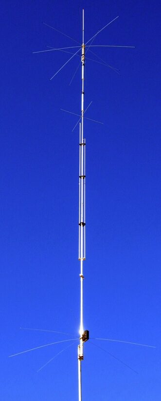 CQ CQ CQ de W0VLZ: A 20 Meter Crappie Pole Vertical